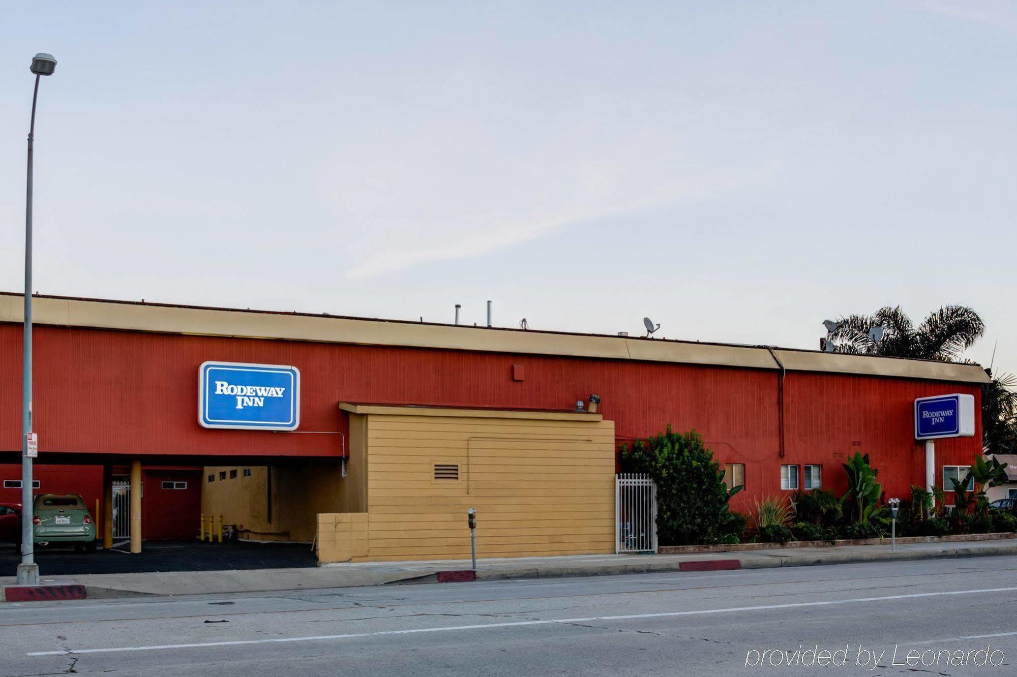 Rodeway Inn Near Venice Beach Лос-Анджелес Экстерьер фото